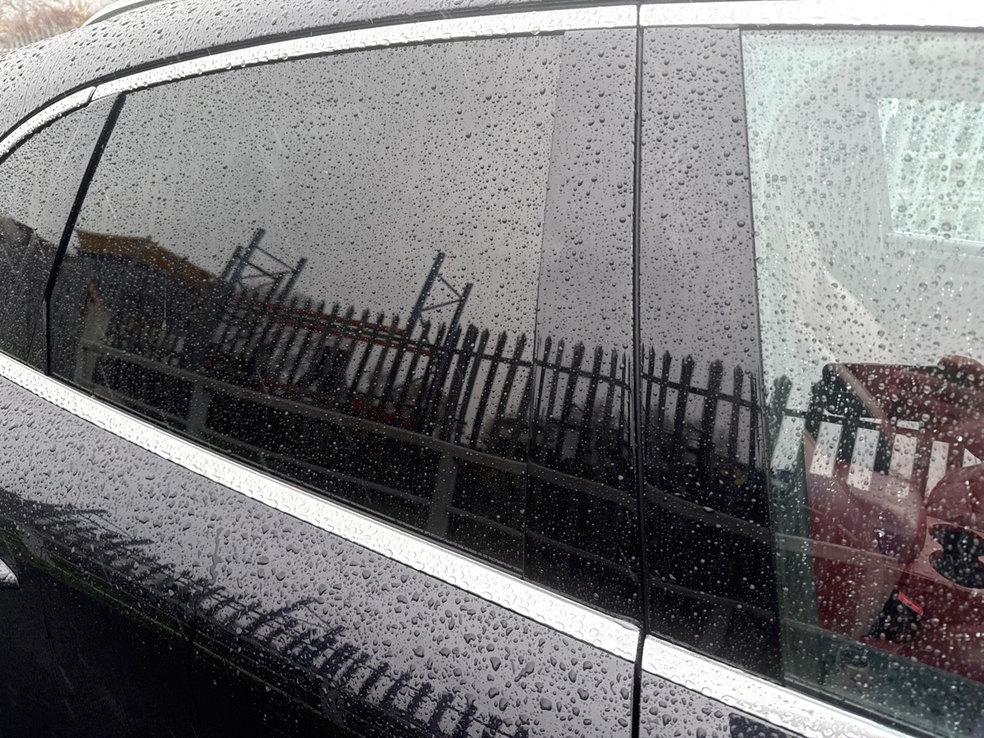 2017 Model Porsche Macan Pdk V6 S 3.0 - Auto - *Red Leather Interior* - Apple Car Play - Sun Roof - Image 18 of 25