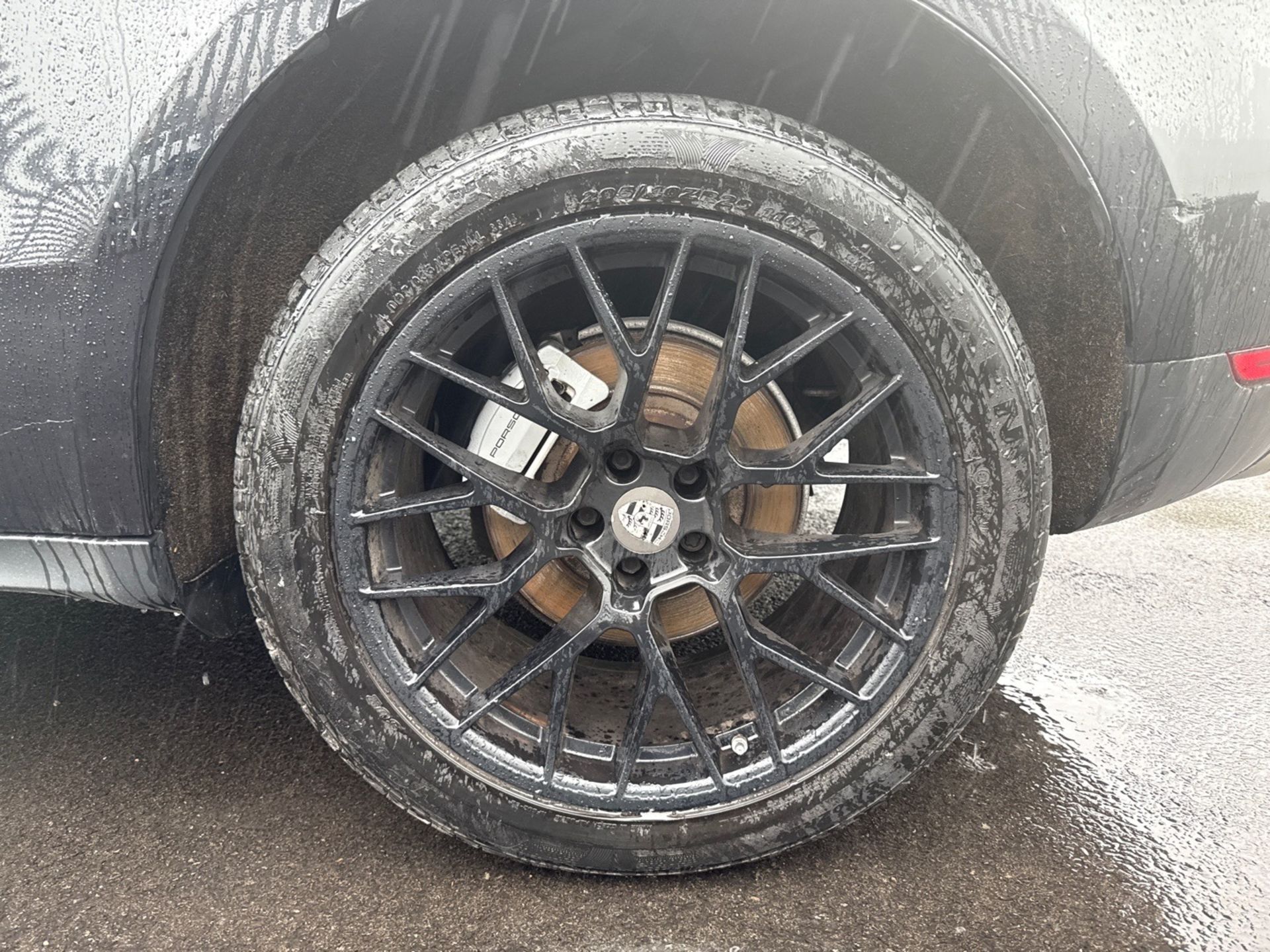 2017 Model Porsche Macan Pdk V6 S 3.0 - Auto - *Red Leather Interior* - Apple Car Play - Sun Roof - Image 15 of 25