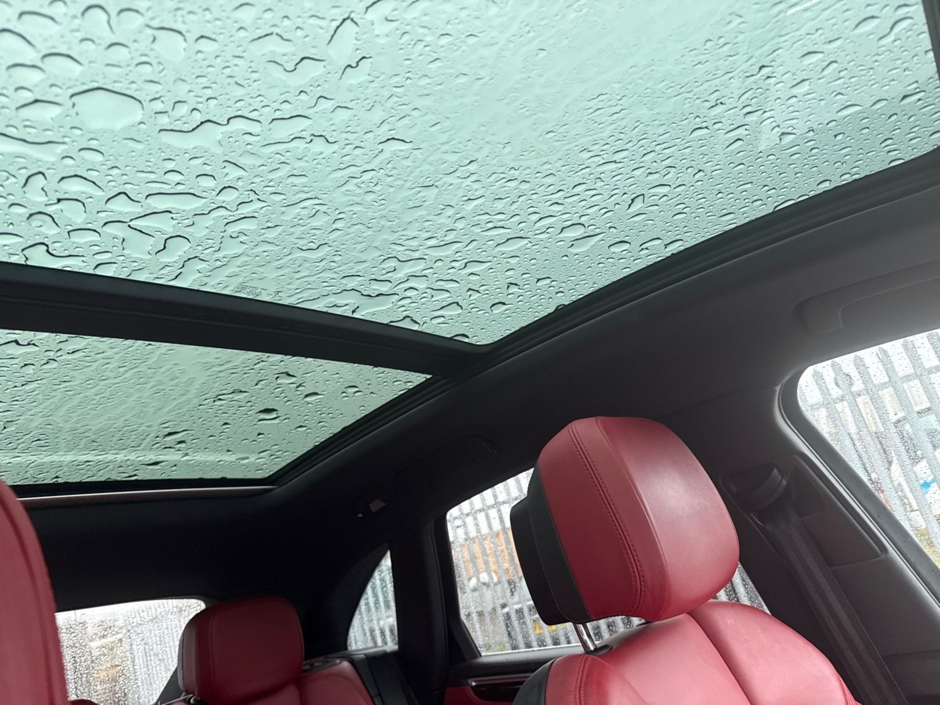 2017 Model Porsche Macan Pdk V6 S 3.0 - Auto - *Red Leather Interior* - Apple Car Play - Sun Roof - Image 23 of 25