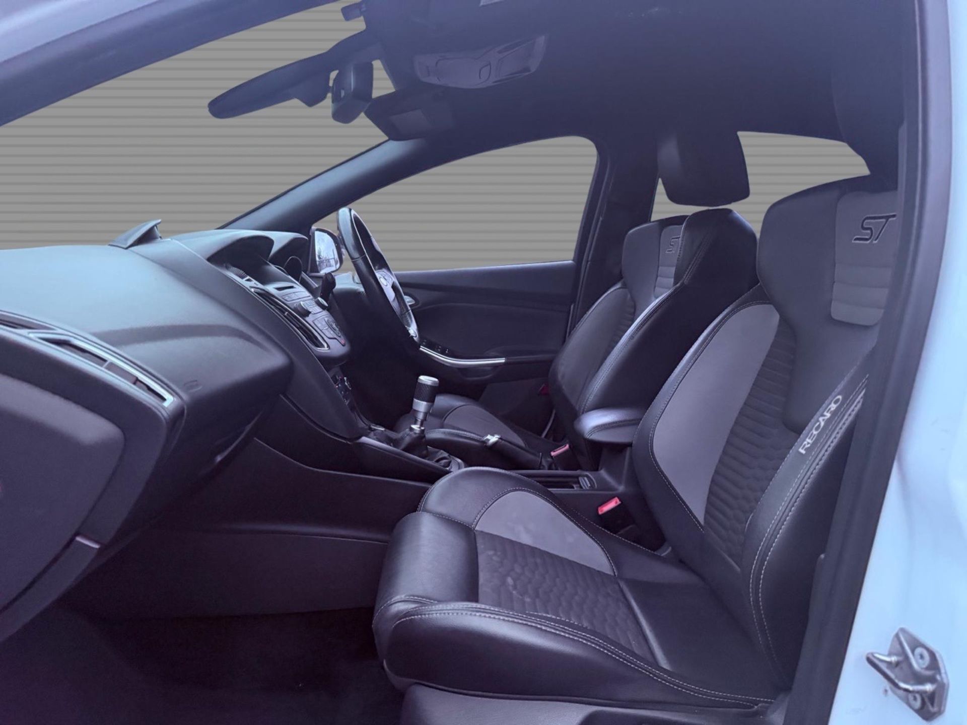 (ON SALE) FORD FOCUS ST-2 2.0T AUTOS/S - "ST EDITION - 2014 YEAR - AIR CON - LEATHER - LOW MILES !!! - Image 11 of 11