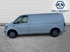 2018 MODEL VOLKSWAGEN TRANSPORTER LWB T30 - AIR CON - ULEZ COMPLIANT - REVERSE CAMERA!