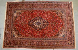 Keshan, feste Kn&uuml;pfung, Flor in insgesamt gutem Zustand; Ma&szlig;e 364 x 253 cm