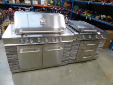 +VAT KS 12-burner island BBQ