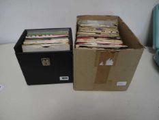 2 boxes of 7" singles incl. Thin Lizzy, Fleetwood Mac, Splodgenessabounds, Joan Baez
