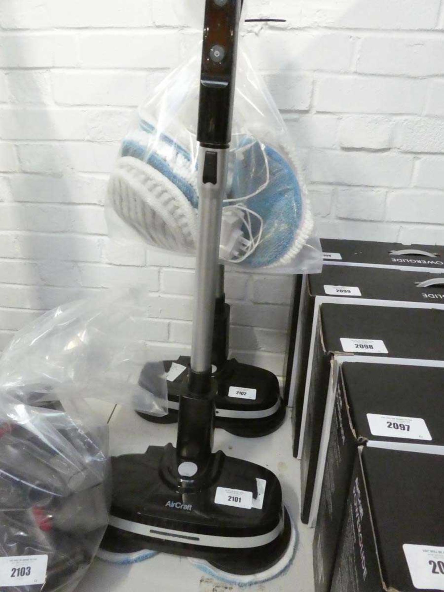 +VAT Unboxed AirCraft PowerGlide cordless hard floor cleaner and polisher