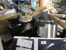 +VAT Pallet containing Gourmia and Sur la Table air fryers