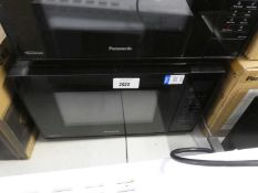 +VAT Panasonic microwave oven (NN-CT56JB)