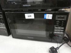 +VAT Panasonic microwave oven in black (NN-E28JBM)