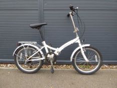 Reflex CFM white folding town bike