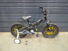 Batman children's bike with stabilizing wheels