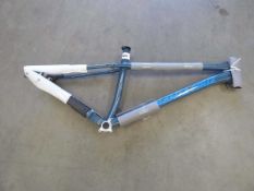 +VAT Santa Cruz Chameleon grey bike frame