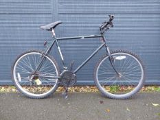 Shimano 15 speed black bike