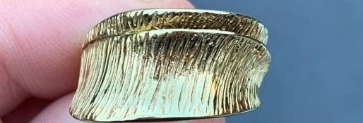 9k Gold On Sterling Silver Ring. Italian Designer