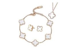 50 x RRP £15.35 ea Four-Leaf Clover Jewellery Set For Women Girls Total RRP £767.50 L26c