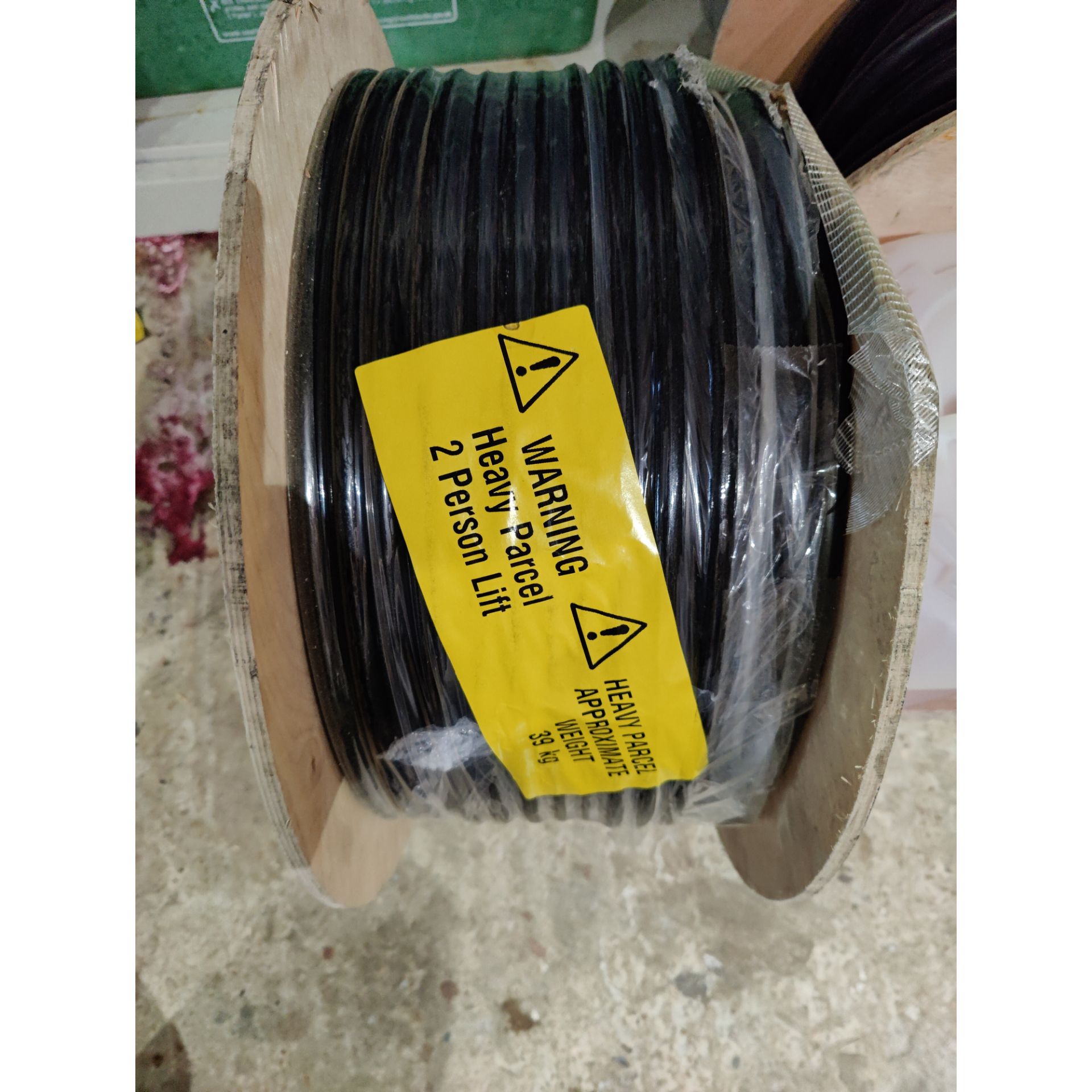 100m Drum 10mm² 3-Core SWA Steel Wire Armoured Cable - XLPE Insulation, Black PVC Sheath, For Outdoor/Buried Power