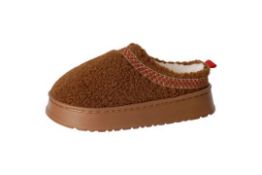 Resale Bundle | Winter Slippers Mixed Sizes/Styles | 10 `Pairs | Sourced From A Major UK Retailer