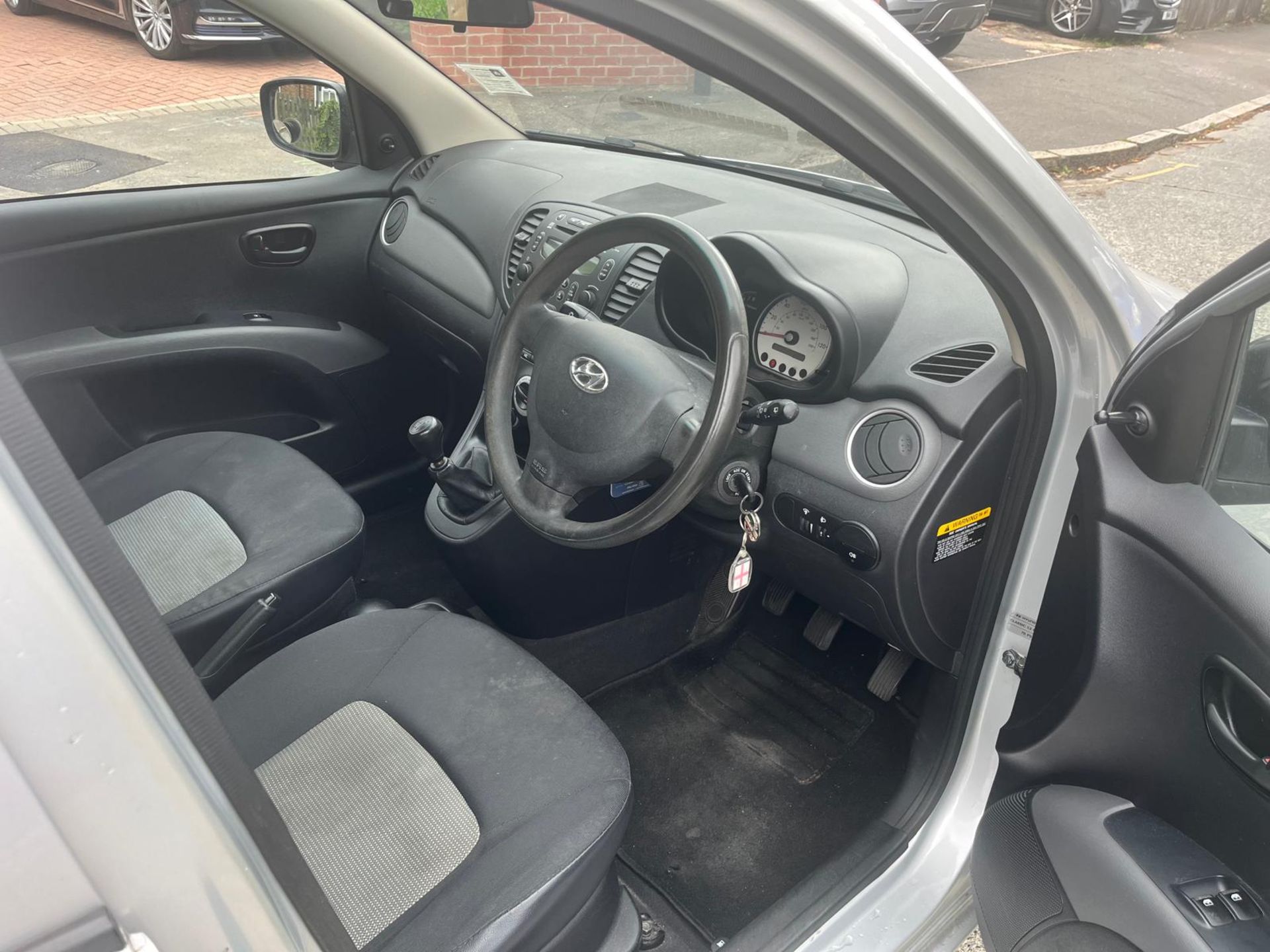 Lot has been withdrawn, apologies for any inconvenience - Image 17 of 31