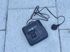 Mac Allister MFC36 Solo Dual Voltage Charger (RS-A0159/1)