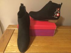Dolcis “Jean” Chelsea Boots, Size 7, Black - New RRP £49.99