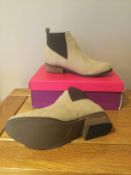 Dolcis “Janet” Low Heel, Chelsea Ankle Boots, Size 5, Sand - New RRP £45.99