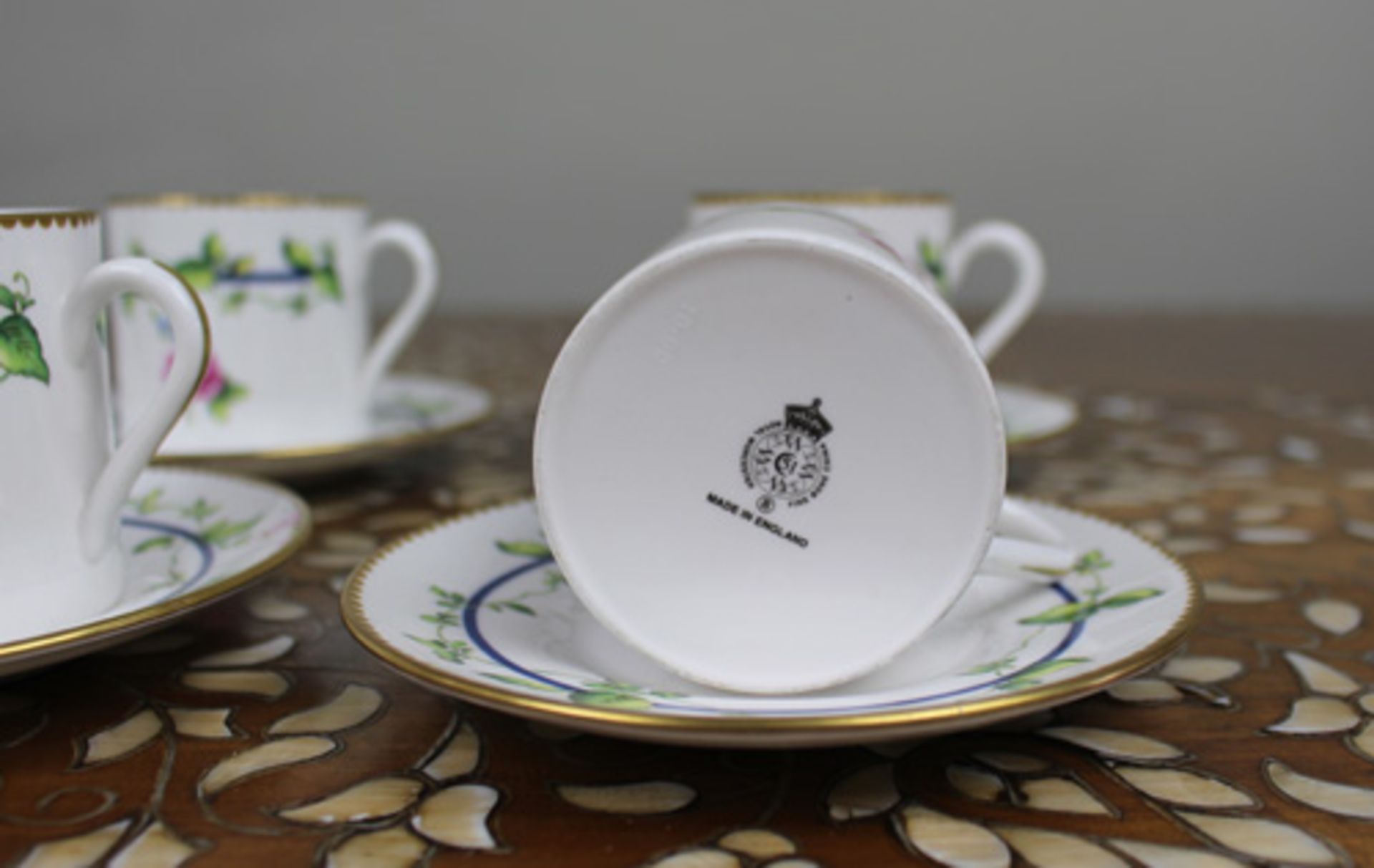 Set of 6 Vintage Royal Worcester Demitasse Coffee Cans & Saucers - Image 3 of 7