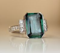 Beautiful 2.45 CT Natural Emerald With Natural Diamonds & 18k Gold