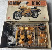 ZF1034 Hales Ohta 1/12 maquette M12021-1000 BMW R100RS Motorcycle Series No. 1