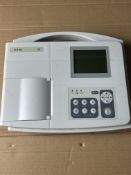 ECG MACHINE model SE-300B