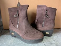Brown Wedge Boots, Fur Lining - Size 5.5. Est £20 - U2-BOX 70