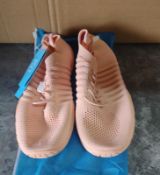 Ning Orange Swim Shoes - Size 36 EU - EST £15 - V2-BOX 67