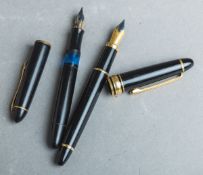 Paar Füllfederhalter