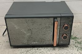 A Tower microwave (untested)