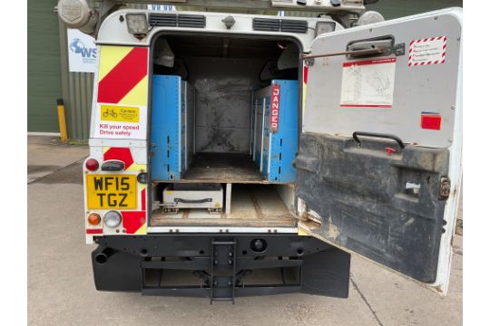 2015 Land Rover Defender 110 2.2 Utility fitted winch and roof rack - Image 18 of 37