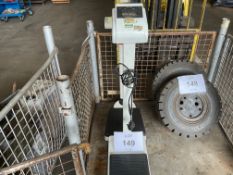 2X DIGITAL ELECTRIC WEIGHING SCALES FROM MOD