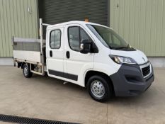 Peugeot Boxer 335 BlueHDi 130 Crew-Cab Dropside Pickup - low miles!
