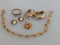 An Italian yellow gold fancy-link bracelet, 18 cm, broken, two pair of earrings and a pendant