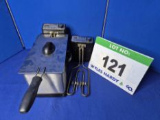 A LOGIC Benchtop Deep Fat Fryer with Spare Element Module