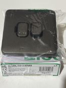 25 x SCHNEIDER GGBL501BMB 13A DP Switched FCU LISSE Screwless MOCHA Bronze Black Inserts