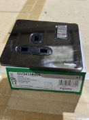 20 x SCHNEIDER GU2410BBN 1 Gang 13A Switched Sockets Screwless Black Nickel Black Inserts