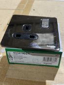 20 x SCHNEIDER GU2410BBN 1 Gang 13A Switched Sockets Screwless Black Nickel Black Inserts