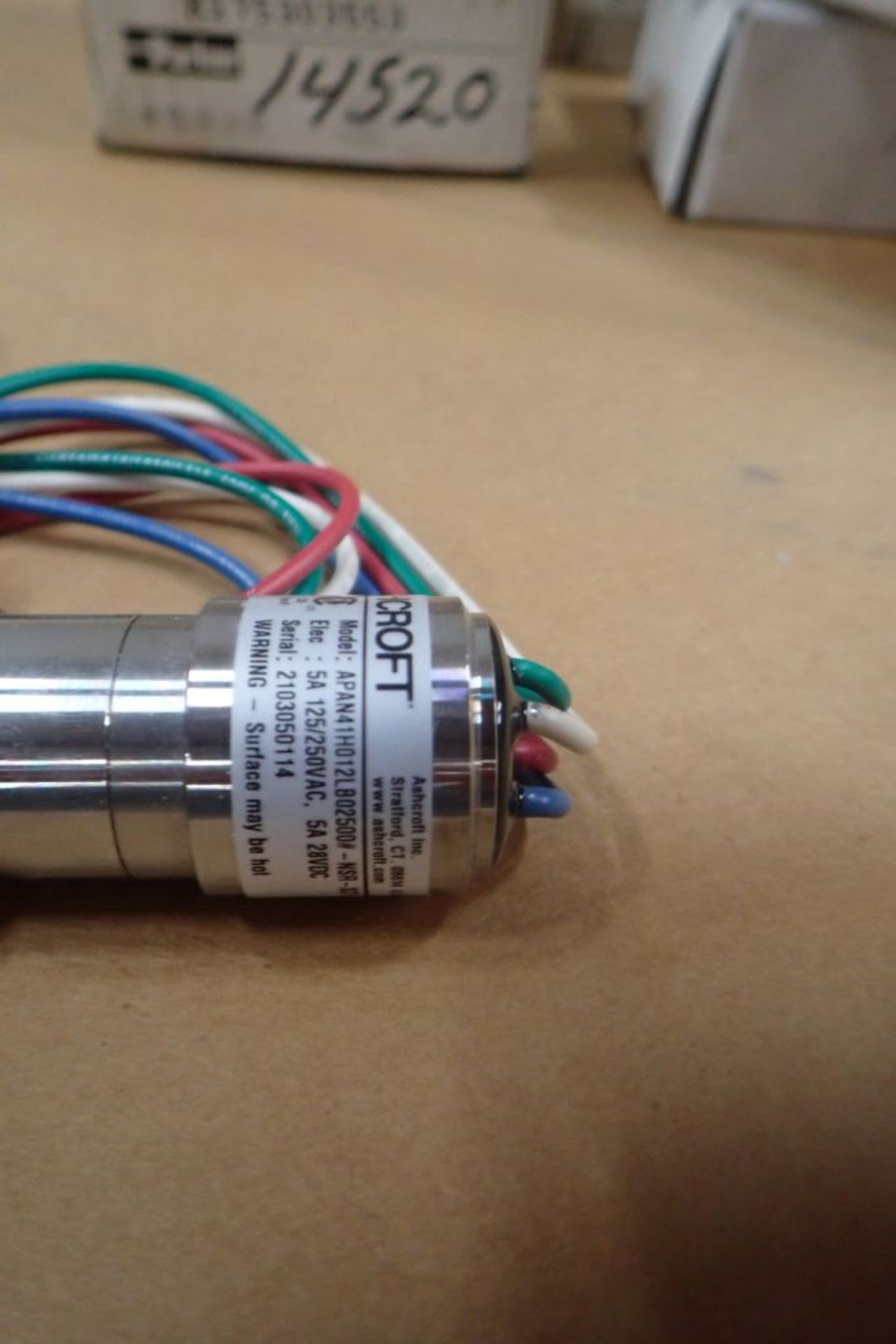 S15010 Includes: IFM Flow Monitor, Cat No. S15010, VDC: 18-36; Parker Valve ...
