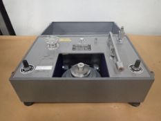 Deadweight Pressure Gauge Tester