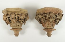 Paar neogotische Wandkonsolen, Ton, deutsch, 19.Jh.