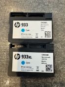 2 Genuine HP 933XL CN054AN140 Cyan Blue Ink Cartridge Open Package