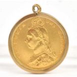 A Victorian half sovereign, 1887, Jubilee head, shield back, in 9ct gold pendant mount, approx 4.