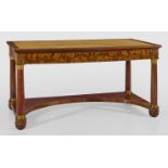 Bureau plat im Empire-Stil