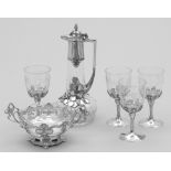 Jugendstil-Likörservice und -Henkelschale