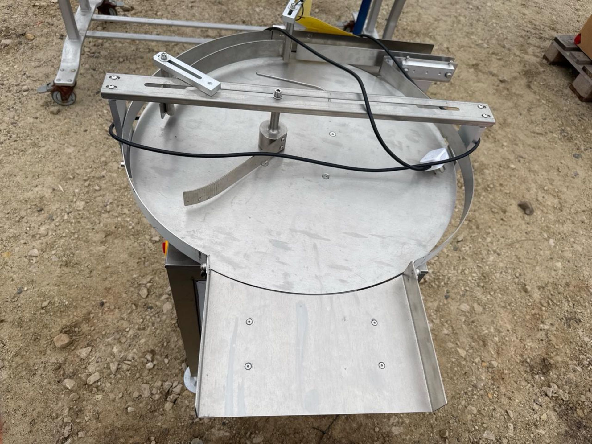 Accumulation Turntable, 24 in. dia., stainless steel [Loc. Sea Containers]
