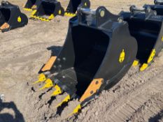 NEW TROJAN 42IN. DIGGING BUCKET EXCAVATOR BUCKET 80mm pins fits to: Cat 320/321/323, Hyundai R210,