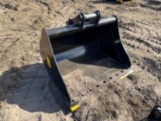 NEW TROJAN 42IN. CLEANING BUCKET EXCAVATOR BUCKET 45mm pins fits to: Cat 305, 305.5, Komatsu